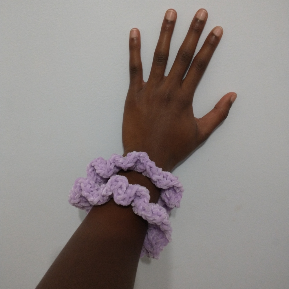 SOLD - Set of 2 Velvet Lilac Crochet Scrunchies - Picture 1 of 5